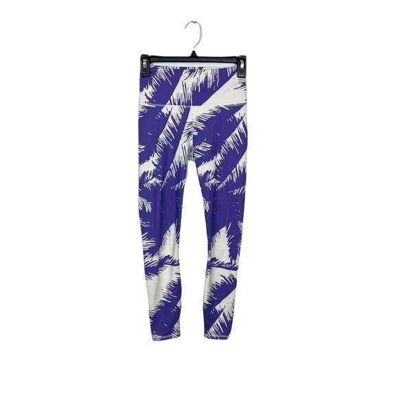 FABLETICS High-Waisted Printed PureLuxe‎ 7/8 Paradiso Leggings Purple Size XS - Picture 2 of 6